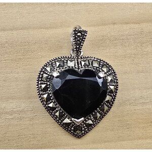 Vintage Heart-Shaped Marcasite & 925 Sterling Silver Pendant With Black Stone